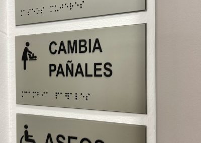 Cartelería en Braille