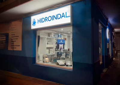 Cajones de luz con frontal de PVC